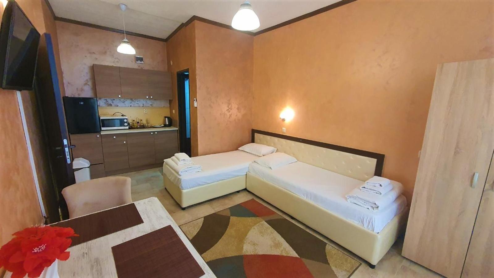 Стаи И Студия За Нощувки В Центъра Svishtov Extérieur photo